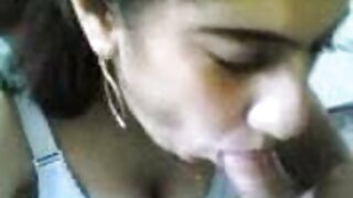 Cutie wyruchana na stole w kuchni - 2022-02-22 07:36:27